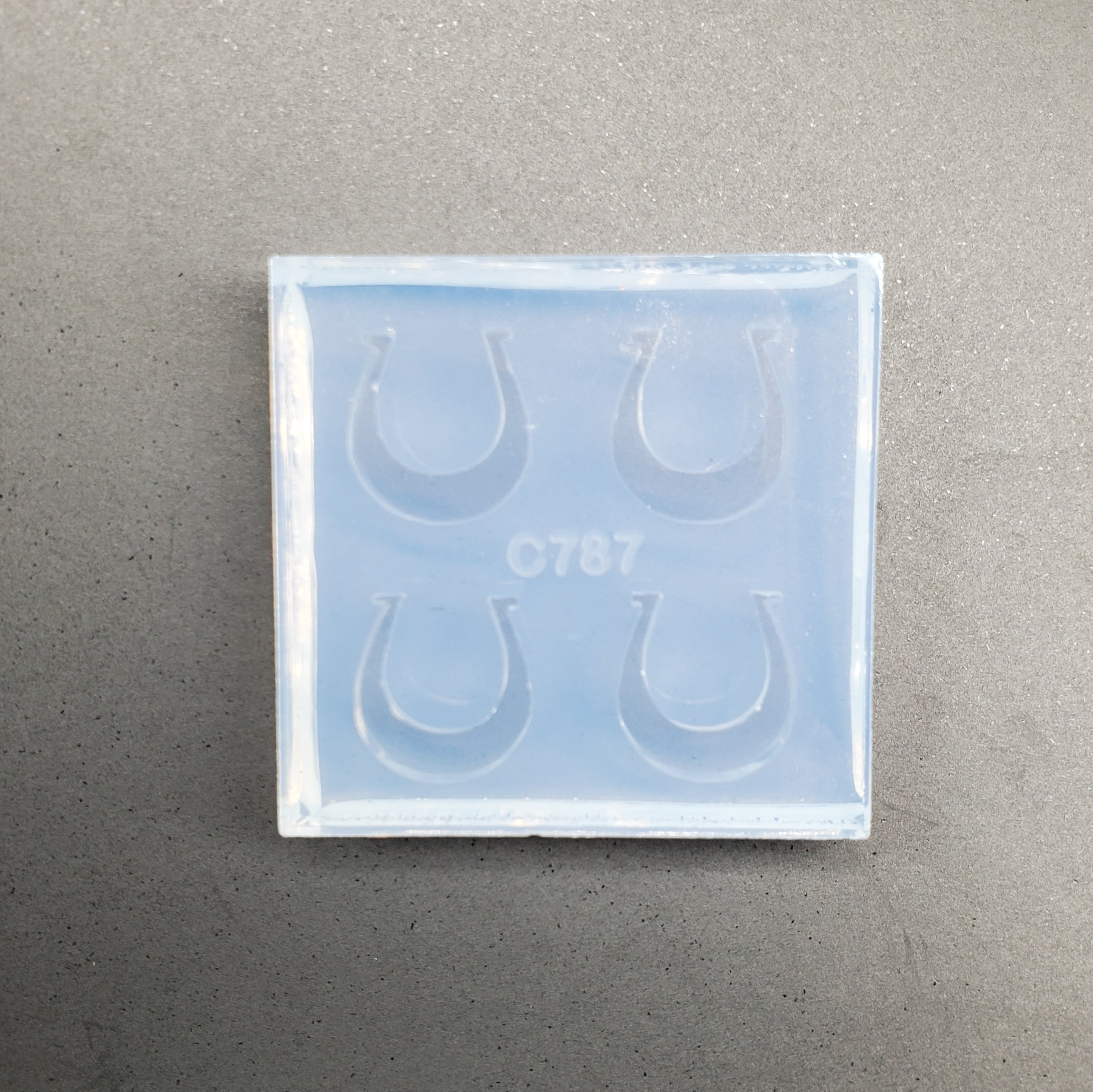 Horseshoe / Luckycharm Stud Earring Mold(A8)