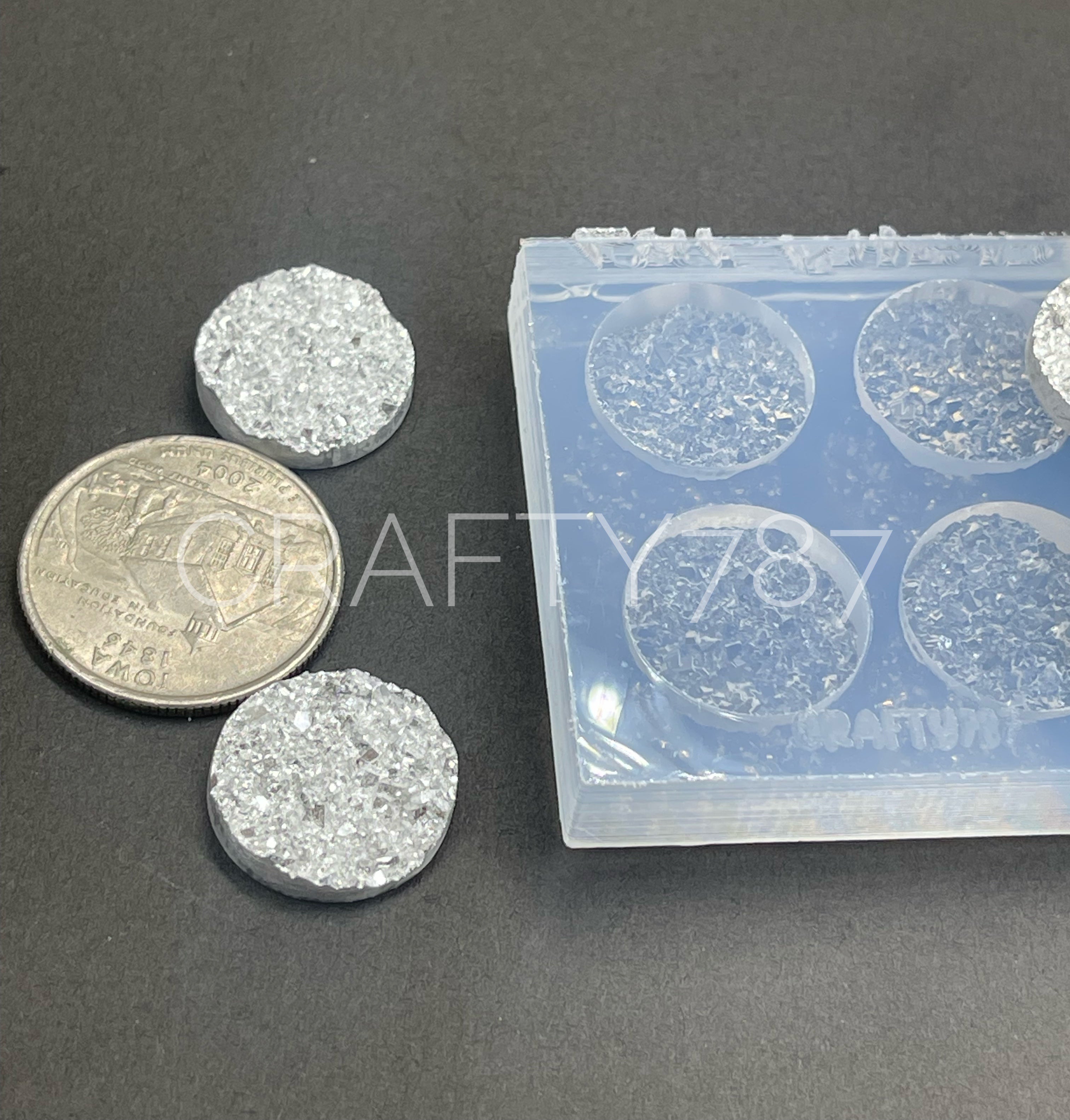 Druzy Circle 18mm Earring Silicone Mold (B5)