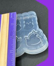 Load image into Gallery viewer, Peep Dangle Variety Silicone Mold (C15)
