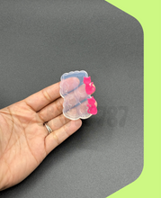 Load image into Gallery viewer, Cat Stud Earring Silicone Mold (A15)
