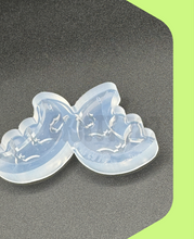 Load image into Gallery viewer, Half Moon &amp; Bats Earring Silicone Mold(d15)
