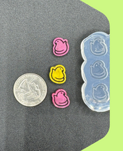 Load image into Gallery viewer, Peep Chick Stud Earring Silicone Mold (A15)
