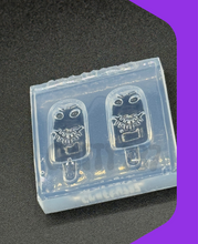 Load image into Gallery viewer, Spooky Ice Crean Popsicle (B14)
