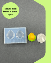 Load image into Gallery viewer, Corn on a Cob Silicone Mold (A15)
