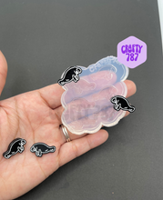 Load image into Gallery viewer, Manatee Earring/Bits Silicone Mold (A13)
