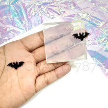 Load image into Gallery viewer, Spooky Bat Earring Mold(A11)
