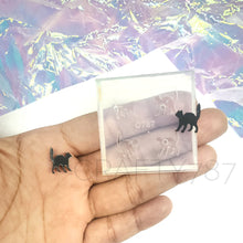 Load image into Gallery viewer, Scared Cat Earring Silicone Mold(A8)
