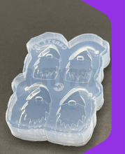 Load image into Gallery viewer, Gnomes Studs/Bits Silicone Mold (A14)
