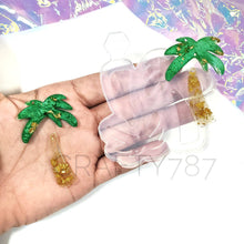 Load image into Gallery viewer, Palm Earrings Resin Silicone Mold 2 parts (C11)
