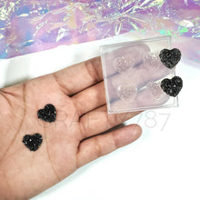 Load image into Gallery viewer, Heart Druzy 12mm Earring Silicone Mold(B3)
