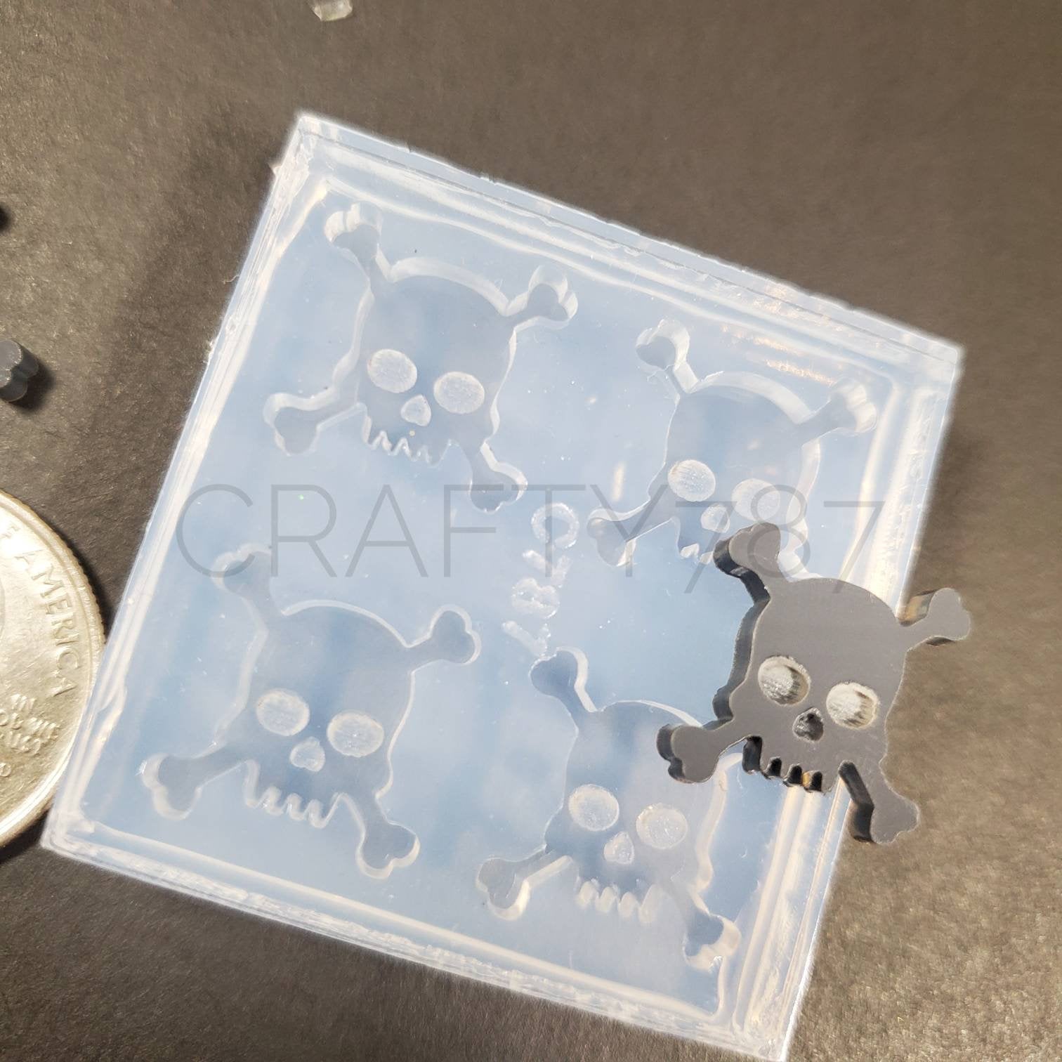 Skull & Cross Bones Stud Earring Silicone Mold | Earring Mold | Resin Jewelry  Mold (A6)