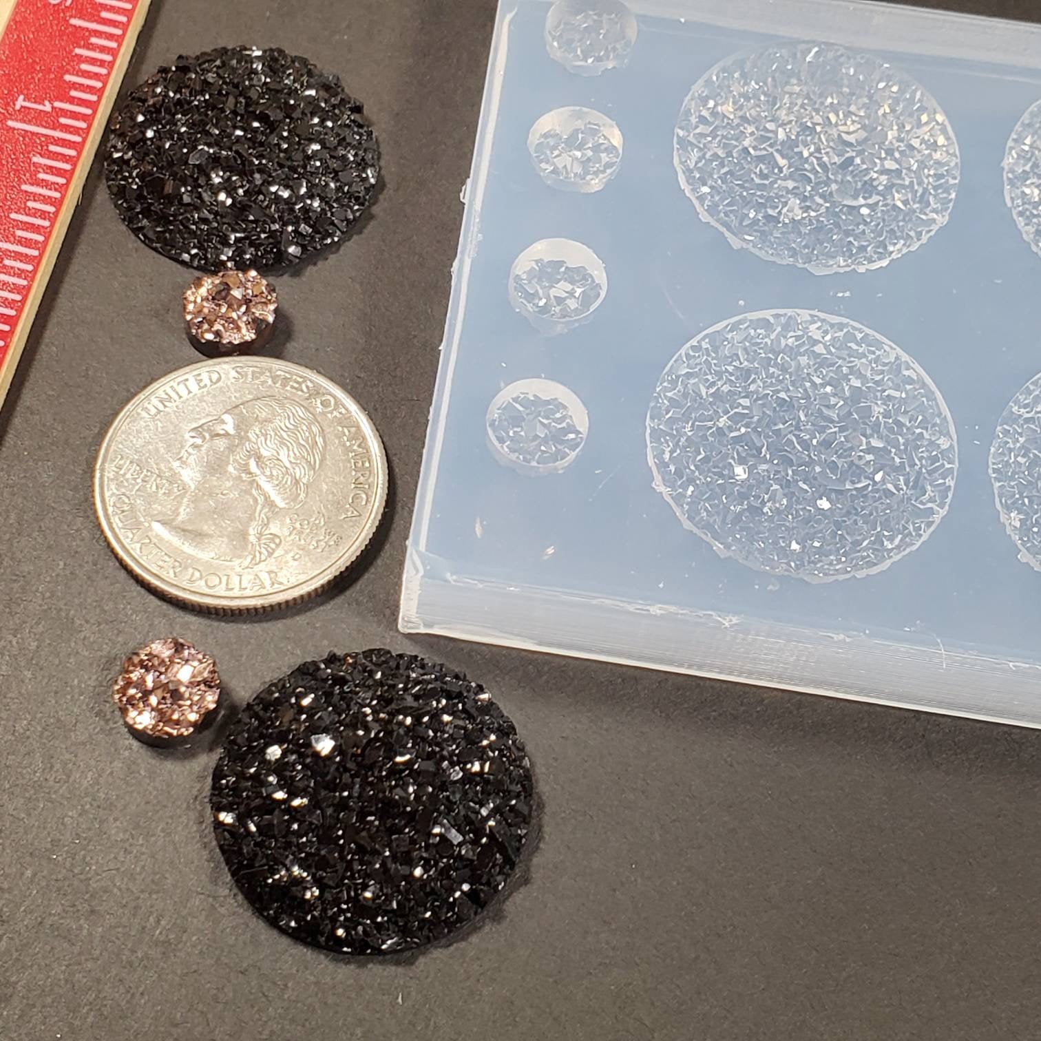 Circle Druzy 25mm Silicone Mold with Bonus 8mm Druzys two Pairs(B5)