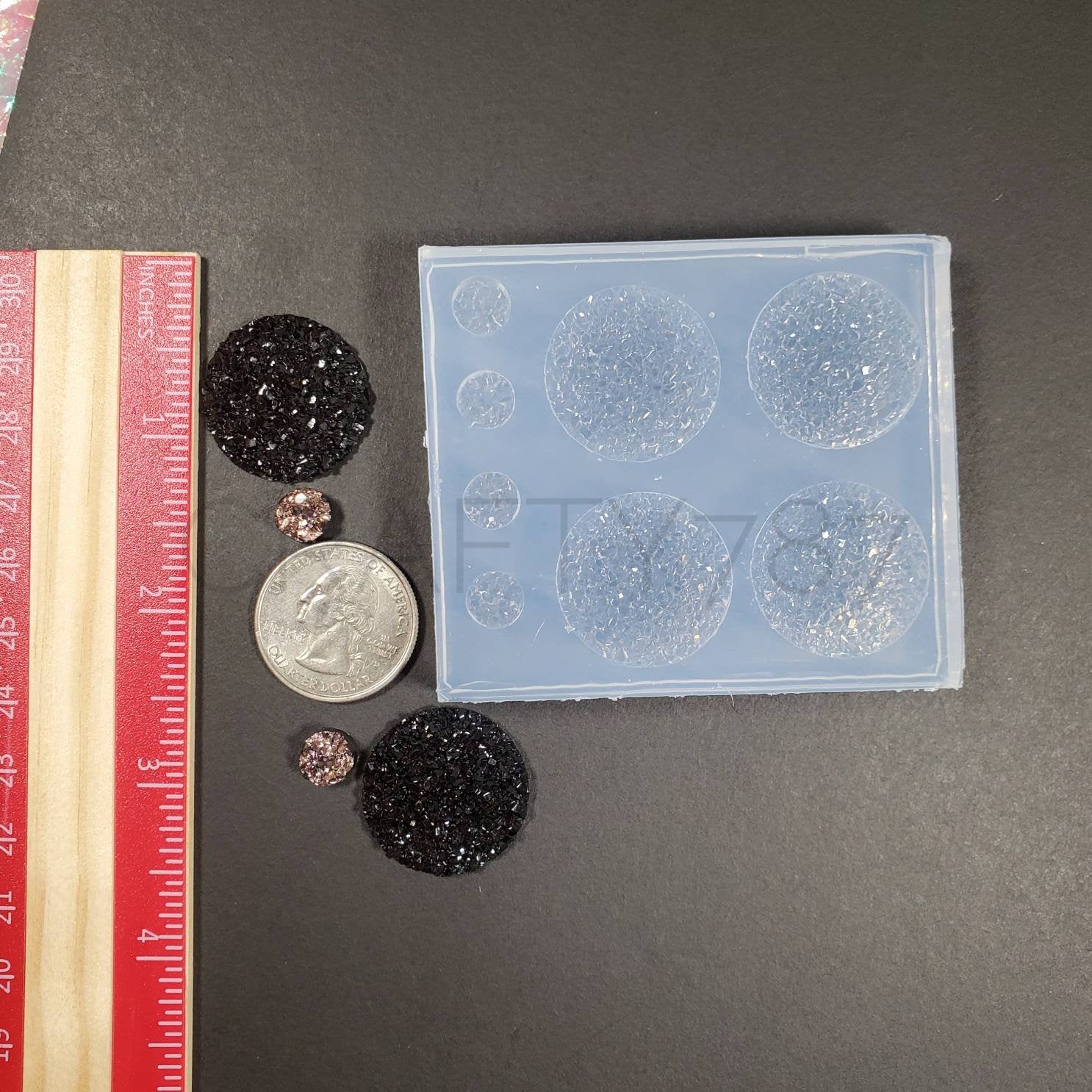 Circle Druzy 25mm Silicone Mold with Bonus 8mm Druzys two Pairs(B5)