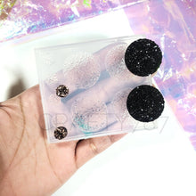 Load image into Gallery viewer, Circle Druzy 25mm Silicone Mold with Bonus 8mm Druzys two Pairs(B5)
