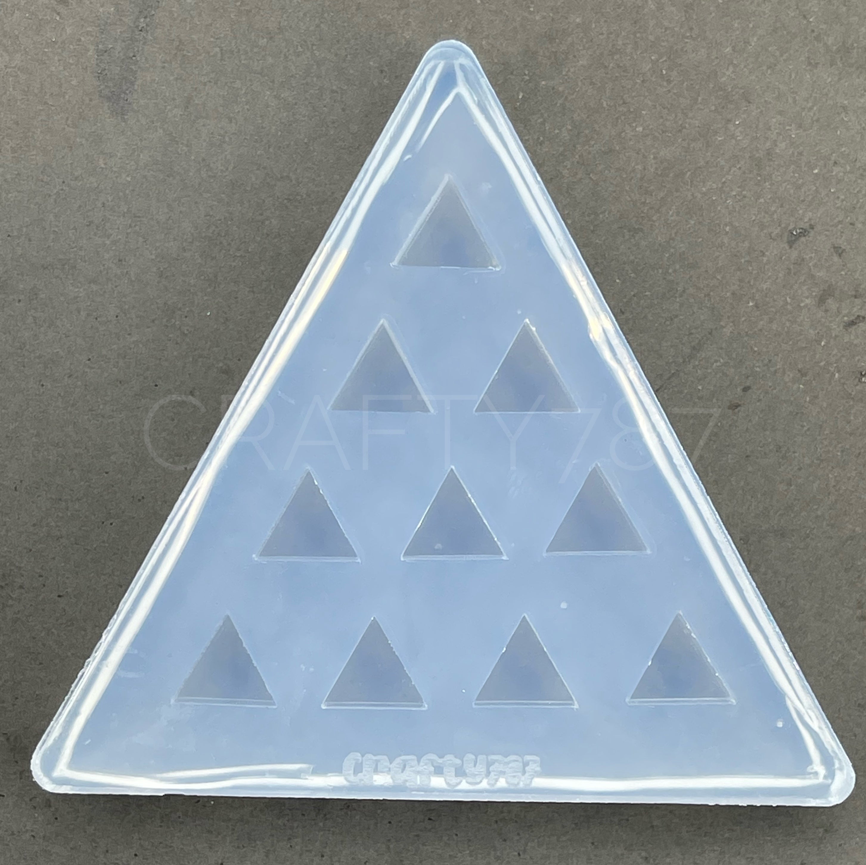 Mini Triangle Stud Silicone Mold 8.18mm(B10)