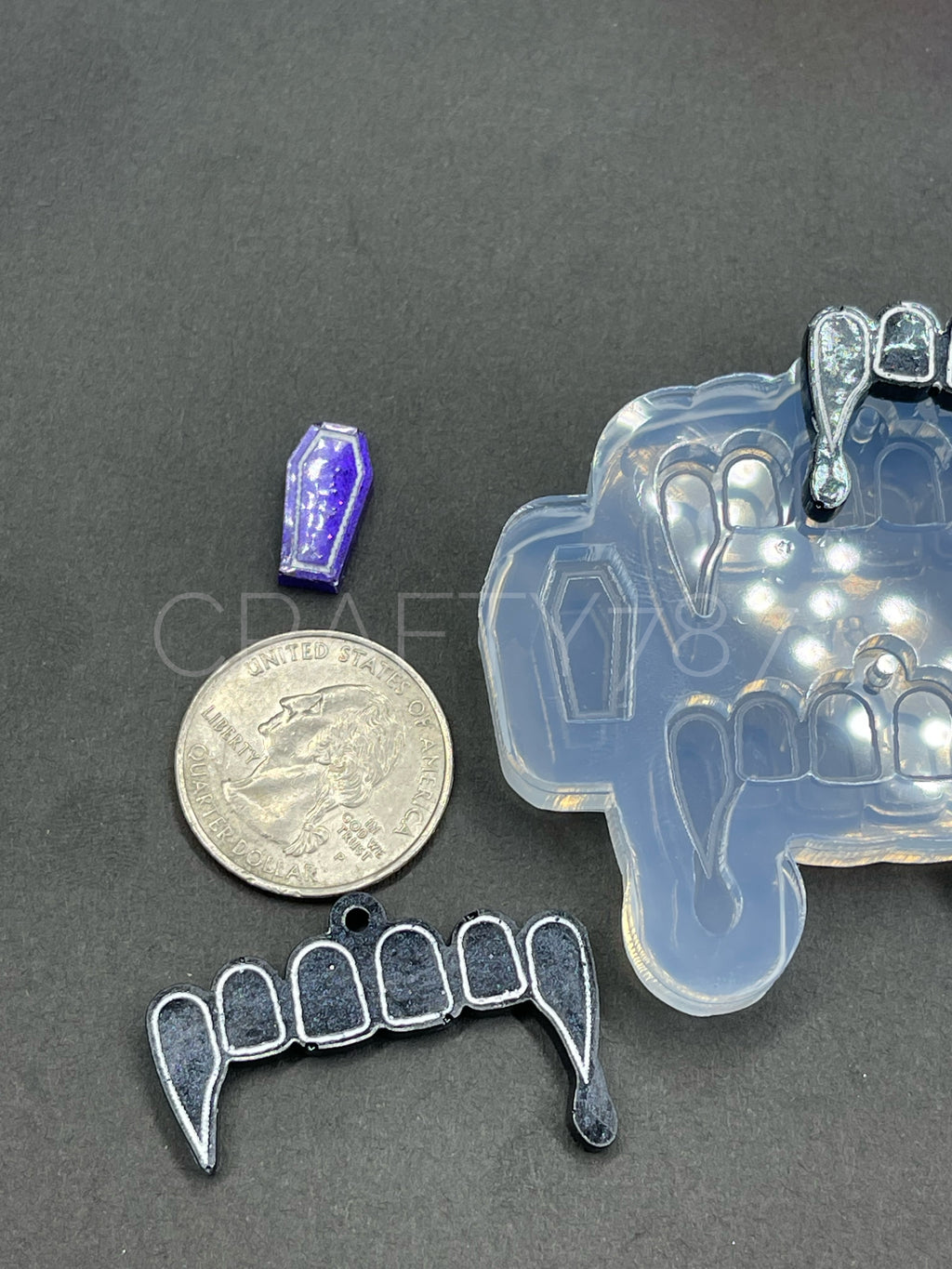 Vampire Teeth Dangle Earring Mold(C4)