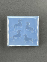 Load image into Gallery viewer, Dachshund Dog Earring Studs Silicone Mold(B11)
