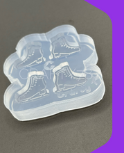 Load image into Gallery viewer, Ice Skates Silicone Mold
