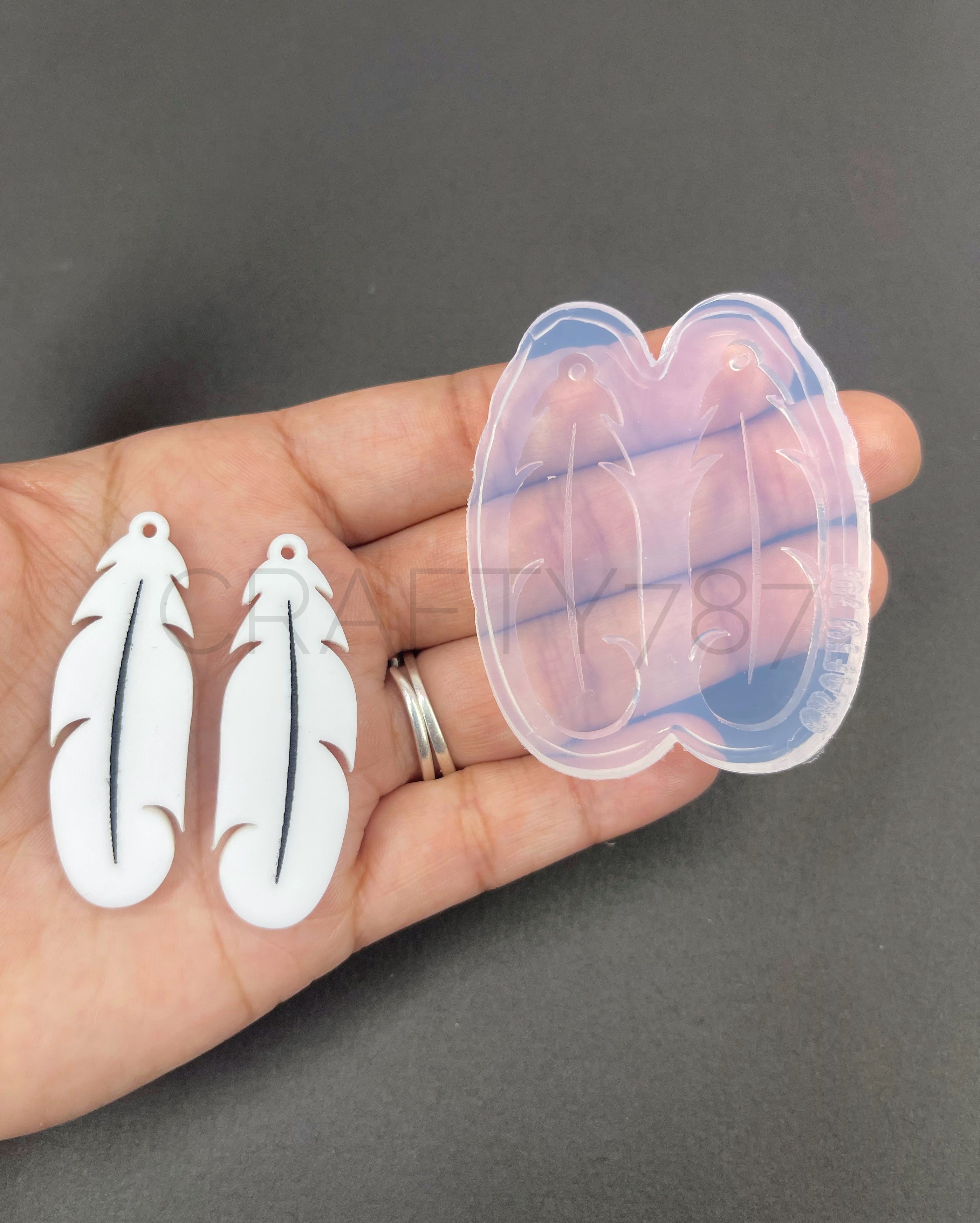 Feather Pluma Dangle Earring Silicone Mold Small 1.78in  (C9)