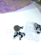 Load image into Gallery viewer, Cow Dangle Earring Silicone Mold (C8)
